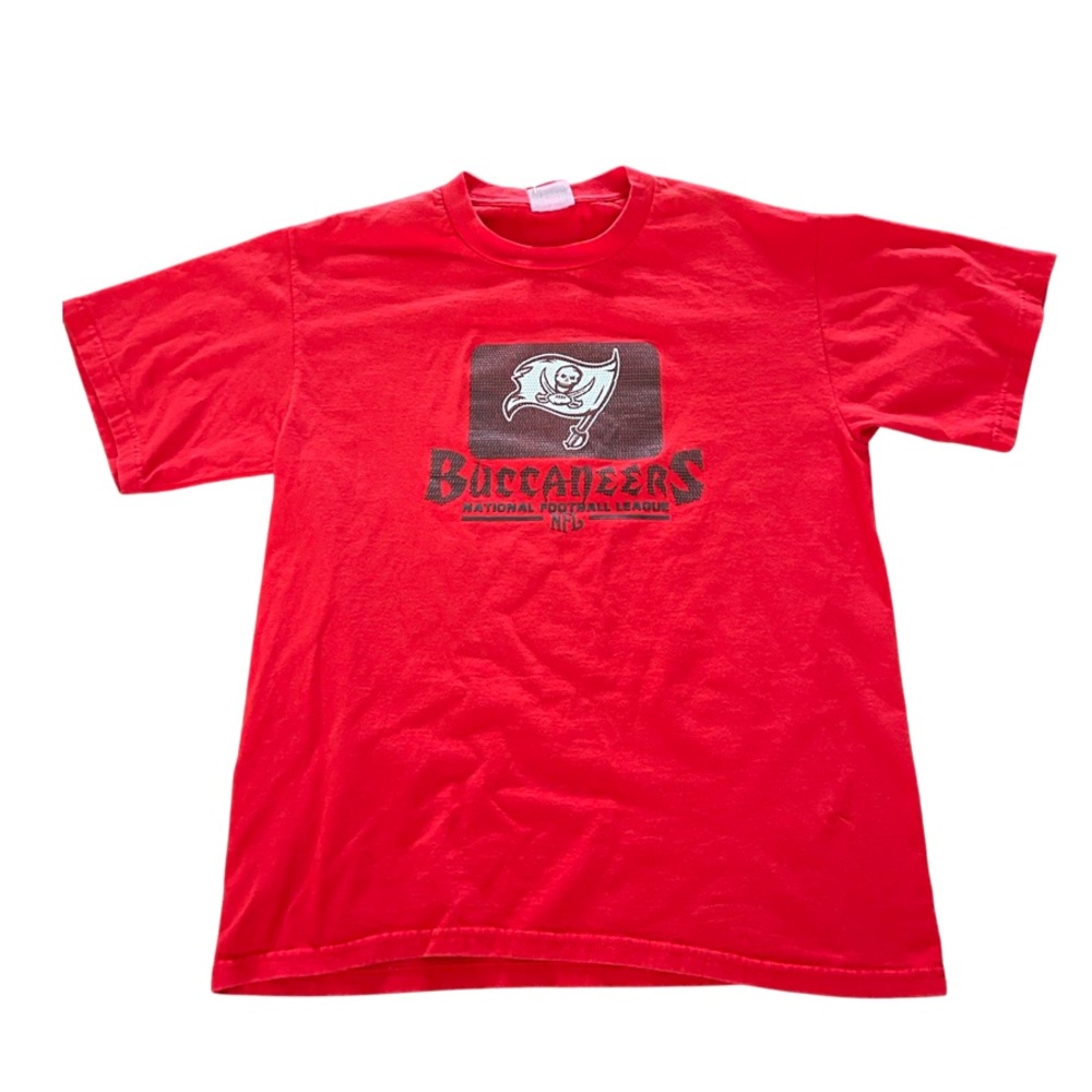 Tampa Bay Buccaneers Vintage Style Puff Ink Tee: NFL Playoffs: Baker Mayfield